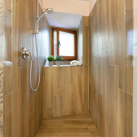 Ramaglianti Apartamento *
